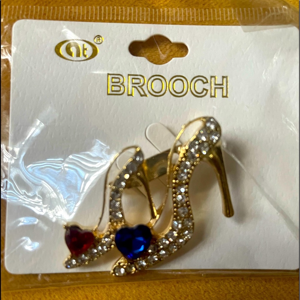 High heel Brooch